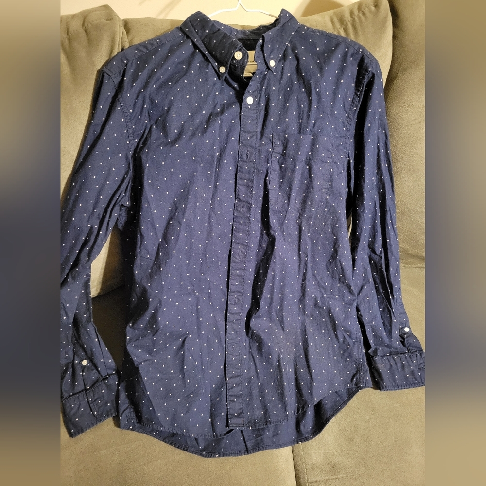 American Eagle Long Sleeve Button Up